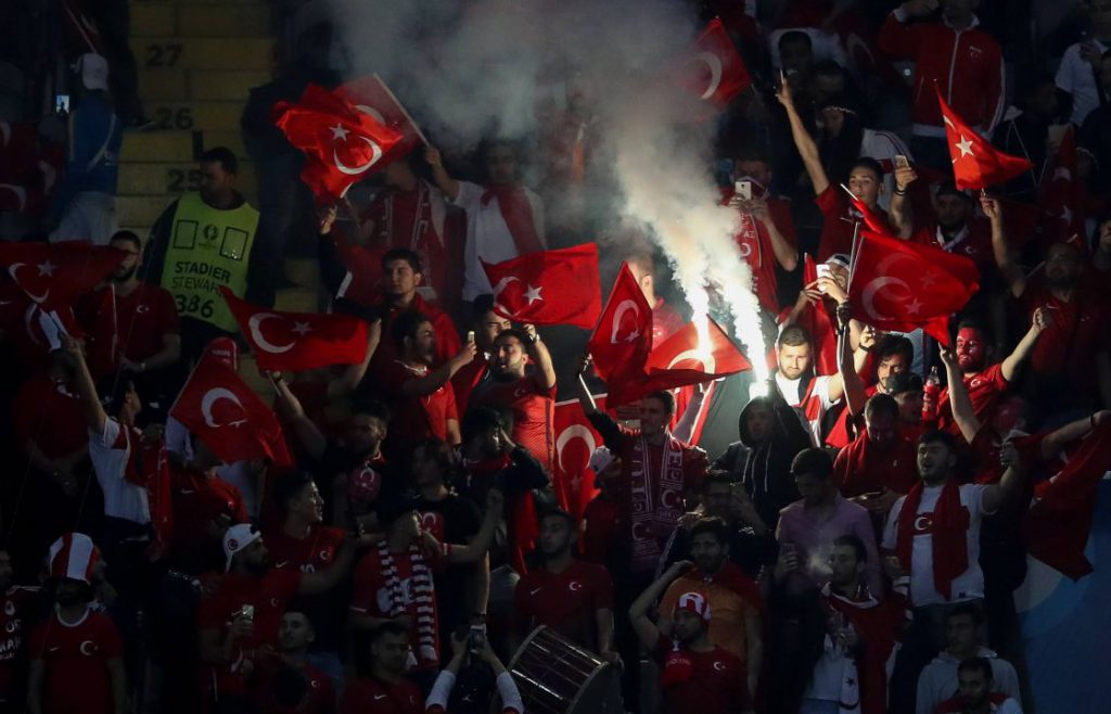 Türkei-Fans freuen sich auf Arda Turan