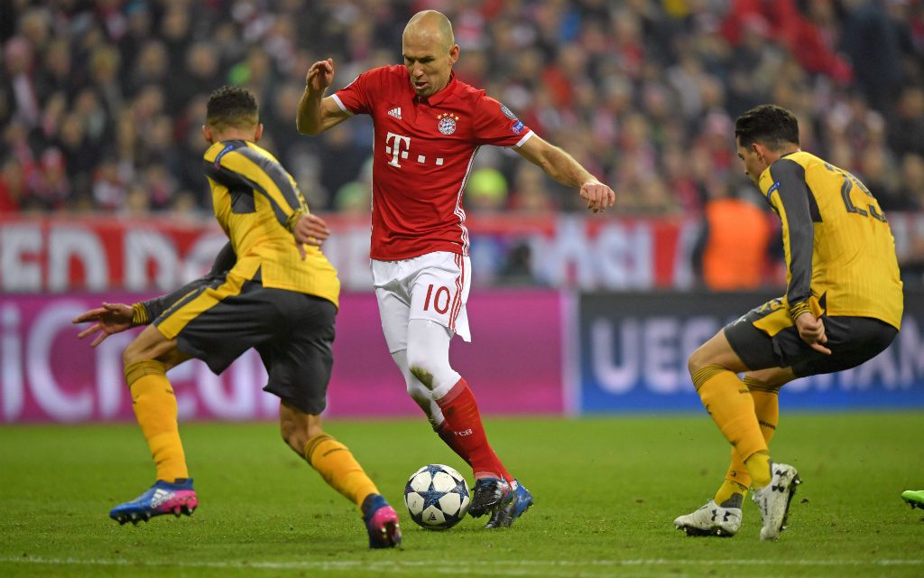 Imago/MIS: Arjen Robben war im Hinspiel von Arsenals Verteidigern nicht zu stoppen