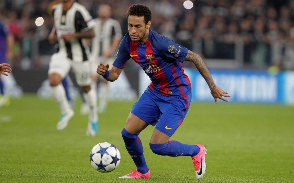 Neymar im Ballbesitz im Champions-League-Spiel gegen Juventus Turin.