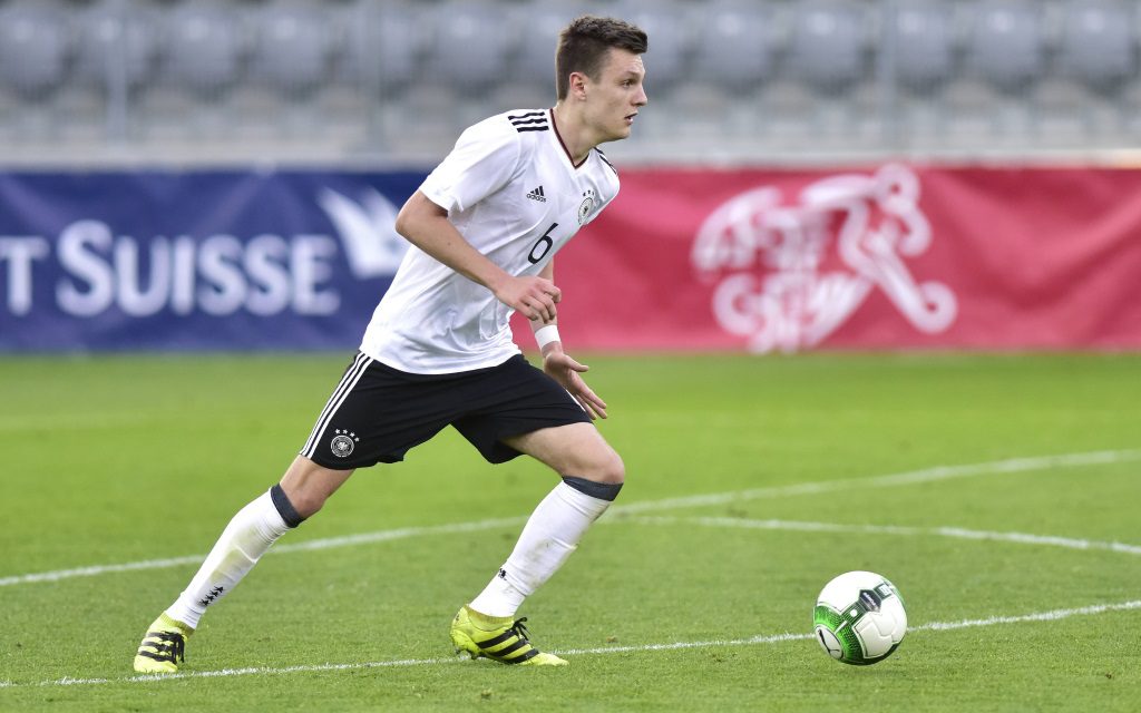 Gino Fechner im Spiel zwischen der deutschen U20 und der Schweiz im März 2017