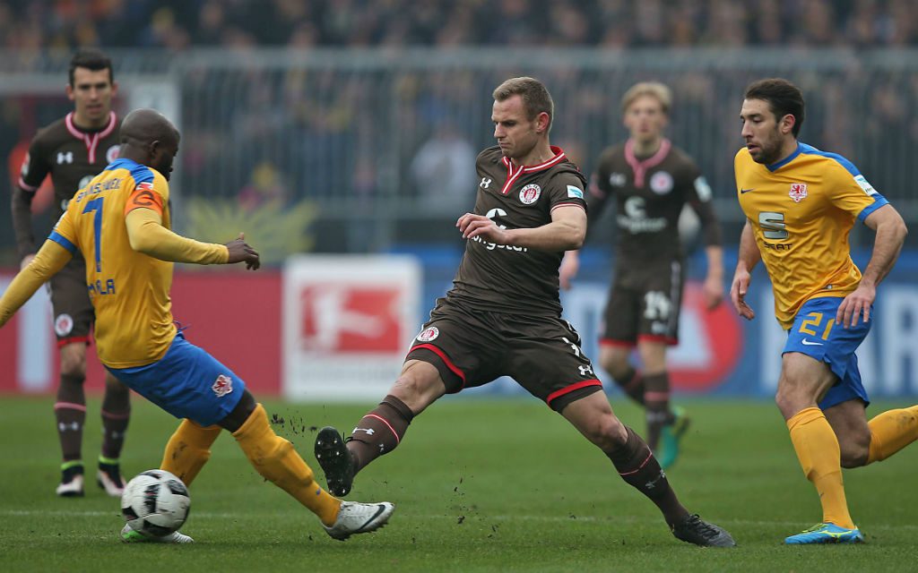 Dreimal in Folge hat die Eintracht keinen Heimsieg gegen St. Pauli eingefahren.