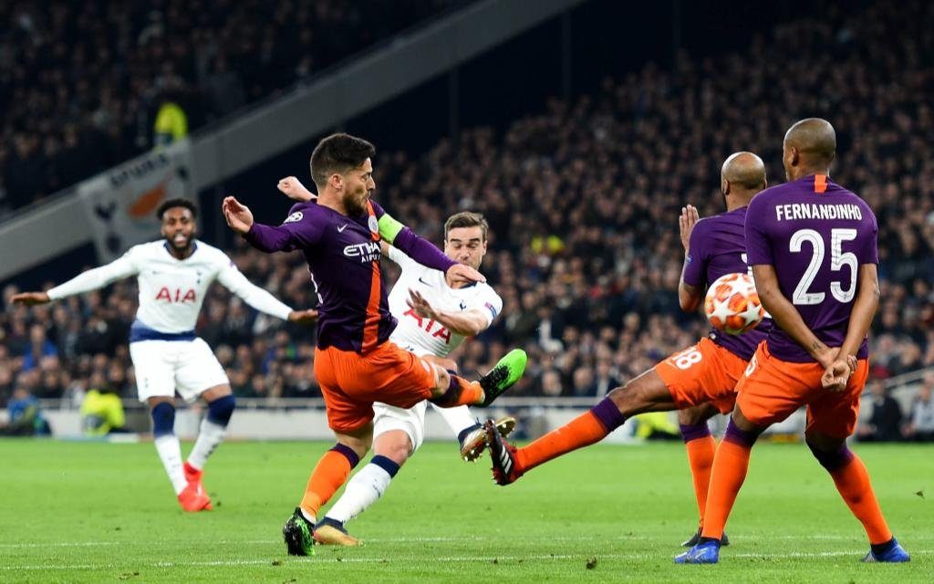 Szene aus dem Viertelfinal-Hinspiel der Champions League zwischen Manchester City und Tottenham Saison 2018/19.