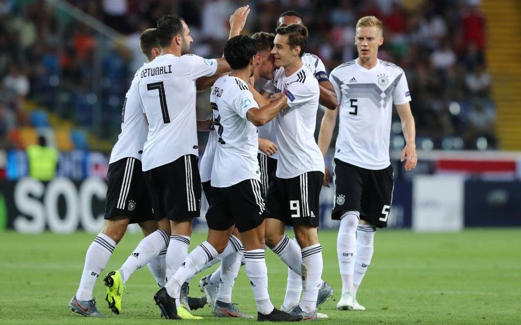 Luca Waldschmidt of Germany celebrates with team mate after scoring a goal ùUdine 23-06-2019 Stadio Friuli Football UEFA Under 21 Championship Italy 2019 Group Stage - Final Tournament Group B Austria - Germany Photo Cesare Purini / Insidefoto. Fußball,Football,UEFA,Europeo, Under, 21, 2019,Under, 21,Euro, U21,, U, Uefa, Championship, Italy, 2019,Nazionale,Nationales,National,Nationalteam, national, team,, Nationalteam, Nationalteam,Nazionali,U21,Under21,Österreich,Austria,Germania,Deutschland.