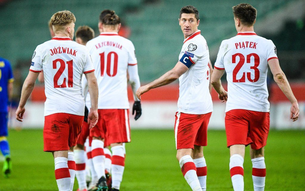 Robert Lewandowski und Teamkollegen beim WM-Qualifikationsspiel von Polen gegen Andorra.