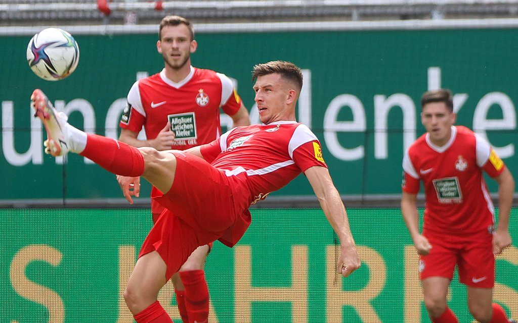 Fussball - 3. Liga - 1. FC Kaiserslautern - Eintracht Braunschweig - 24.07.21 Daniel Hanslik FCK
